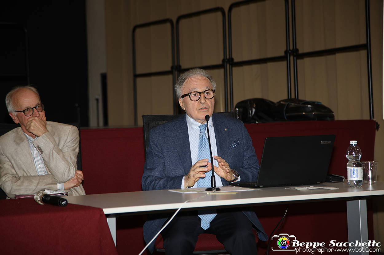 VBS_8783 - Incontro 'Invecchiare senza diventare vecchi'.jpg